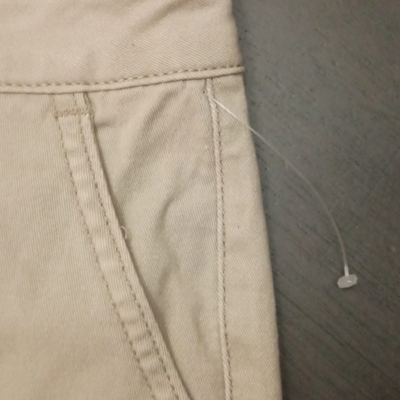 Aeropostale Classic Stretch Straight Leg Khaki Uniform Pants - Picture 9 of 9